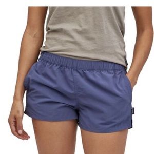 Patagonia barely baggies 2 1/2” shorts, size xs